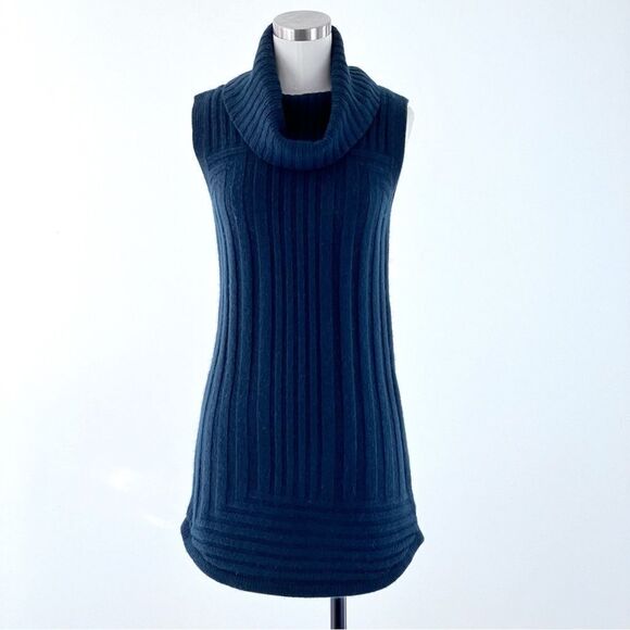 Tahari Green Sleeveless Turtleneck Sweater Dress Size Small - Picture 1 of 10